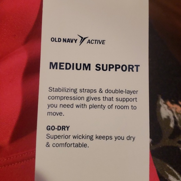 Old Navy Sports Bra - Picture 6 of 7